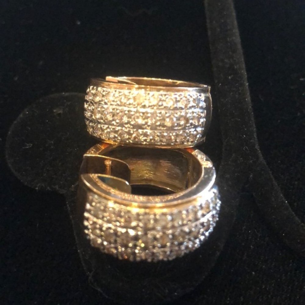 Gold & Diamond Earrings - Picture 2 of 3